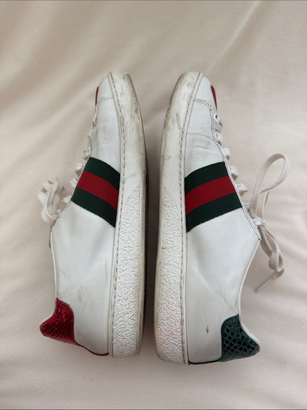 GUCCI Heart Sneakers - Picture 6 of 10